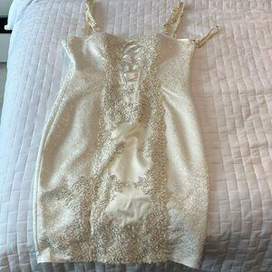 White cream dress cre